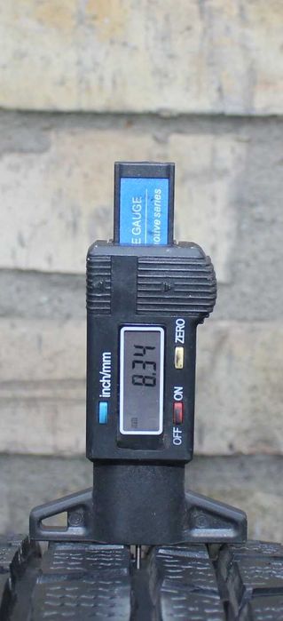 Зимові шини, зимова резина 225/55/R18 Dunlop Graspic DS 3