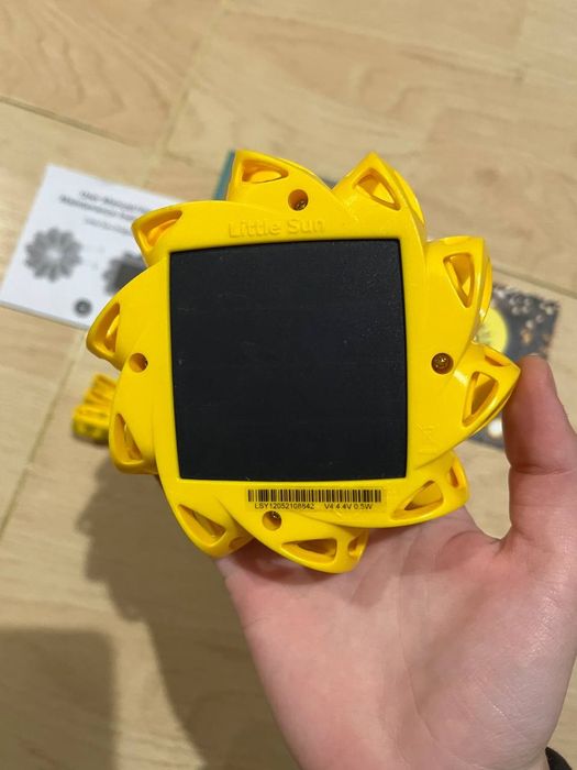 Светильник на солнечной батареи «Little Sun”
Германия
5 часов зарядки