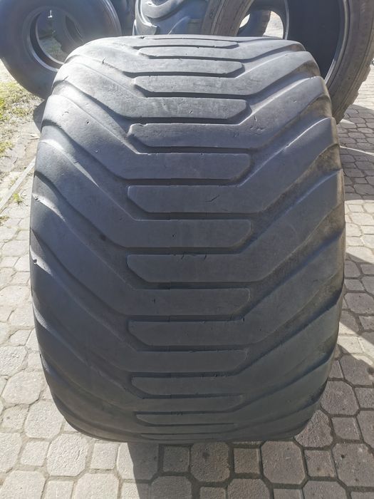 Opona 600/55-22.5 16PR BKT FLOTATION 648 #