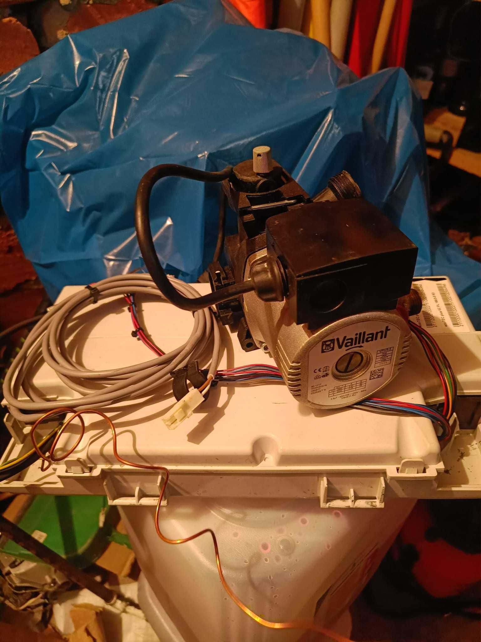 Płyta główna + pompa obiegowa + czujnik CWU Vaillant Eco Tec Plus