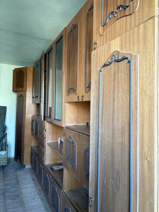 Стінка меблева, шафа