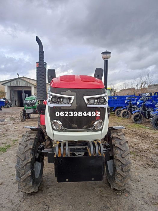 Мінітрактор Xingtai 240LX Триточкова навіска ВОМ 3 циліндра РОЗСТРОЧКА