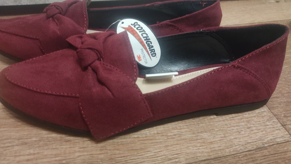 Продам гарні нові туфлі