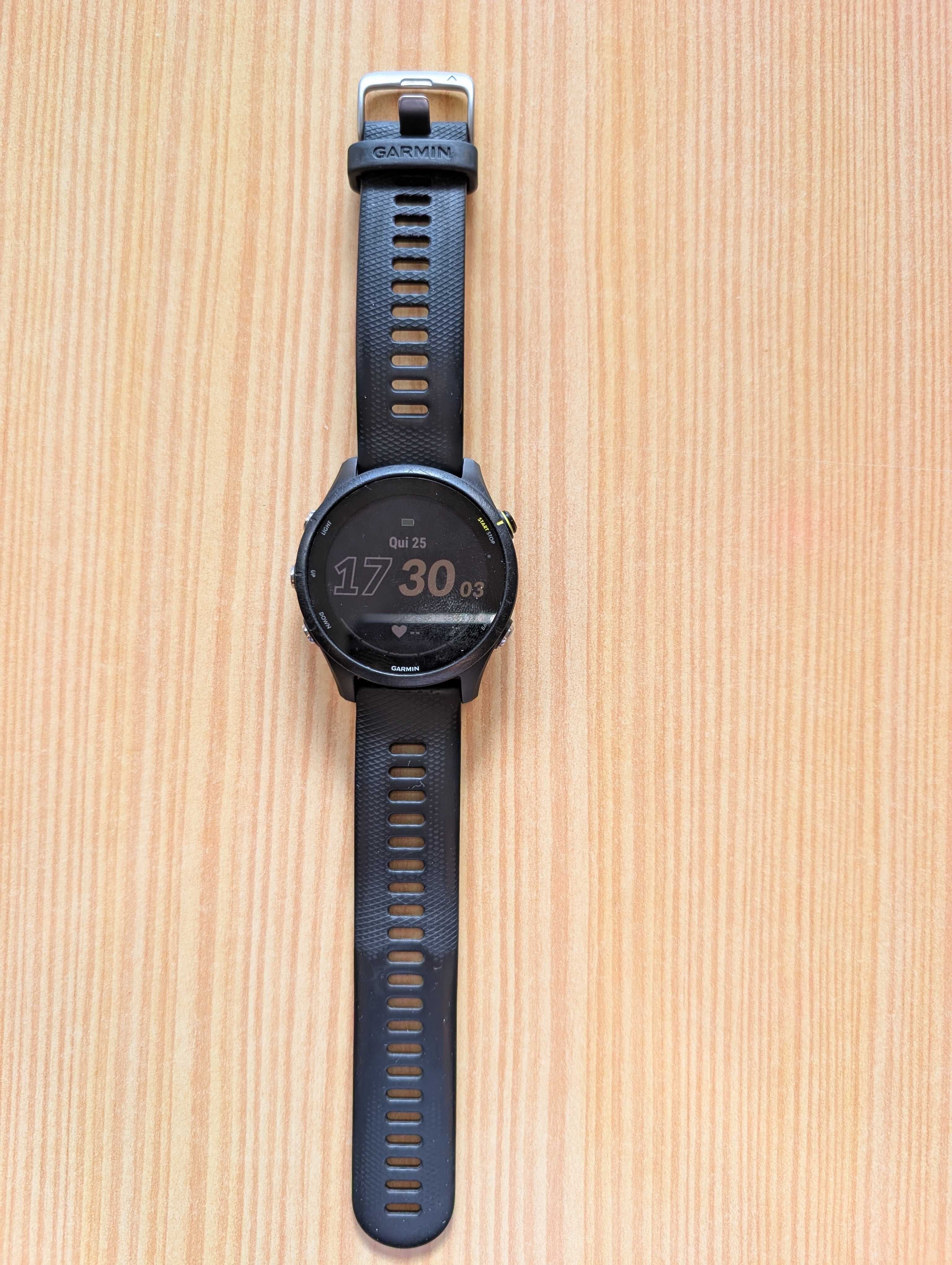 Garmin Forerunner 255 music