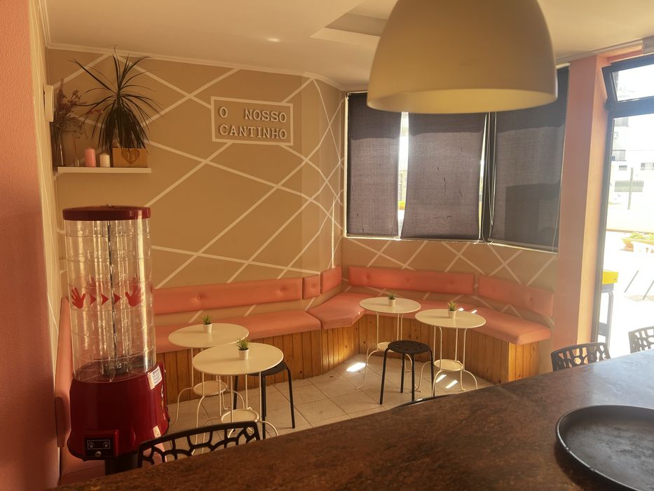 Loja 24m bar de apoio a piscina