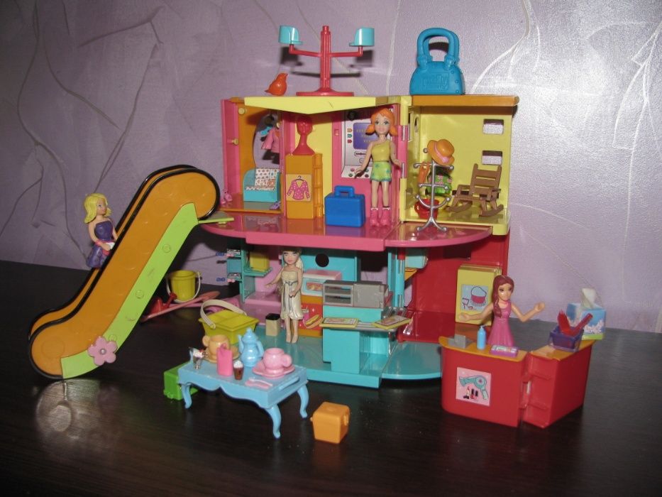 Polly Pocket - Centrum Handlowo Gastronomiczne z ruchomymi schodami