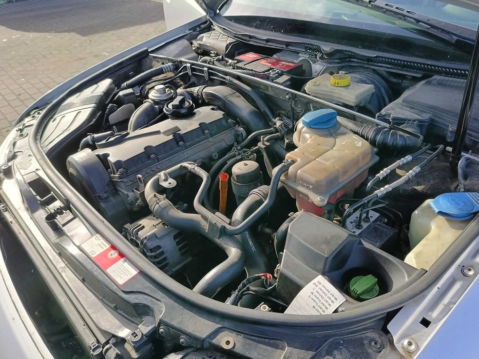 Audi A4 B6 wszystkie części błotnik klapa silnik lampa 2000 LY7W