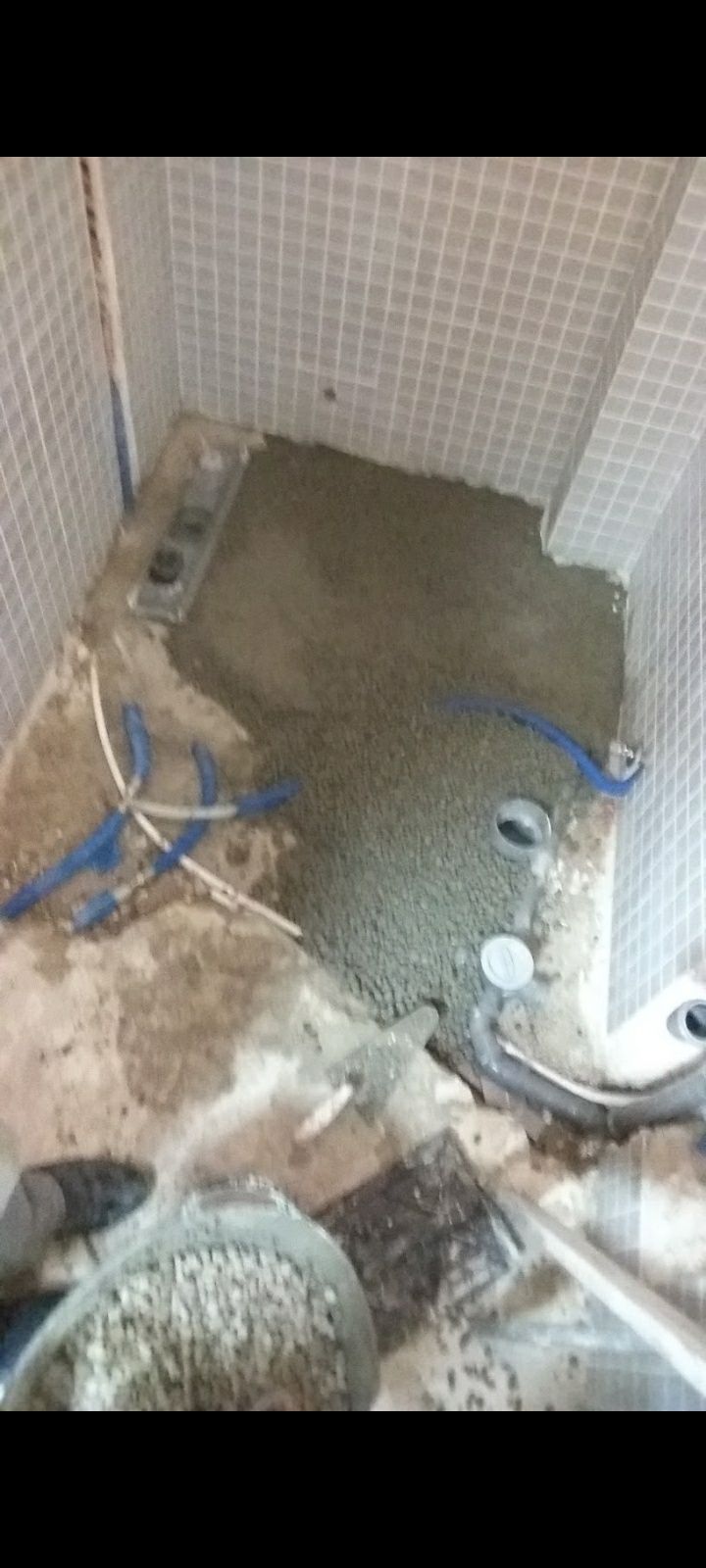 Reparos Services works cleaning service