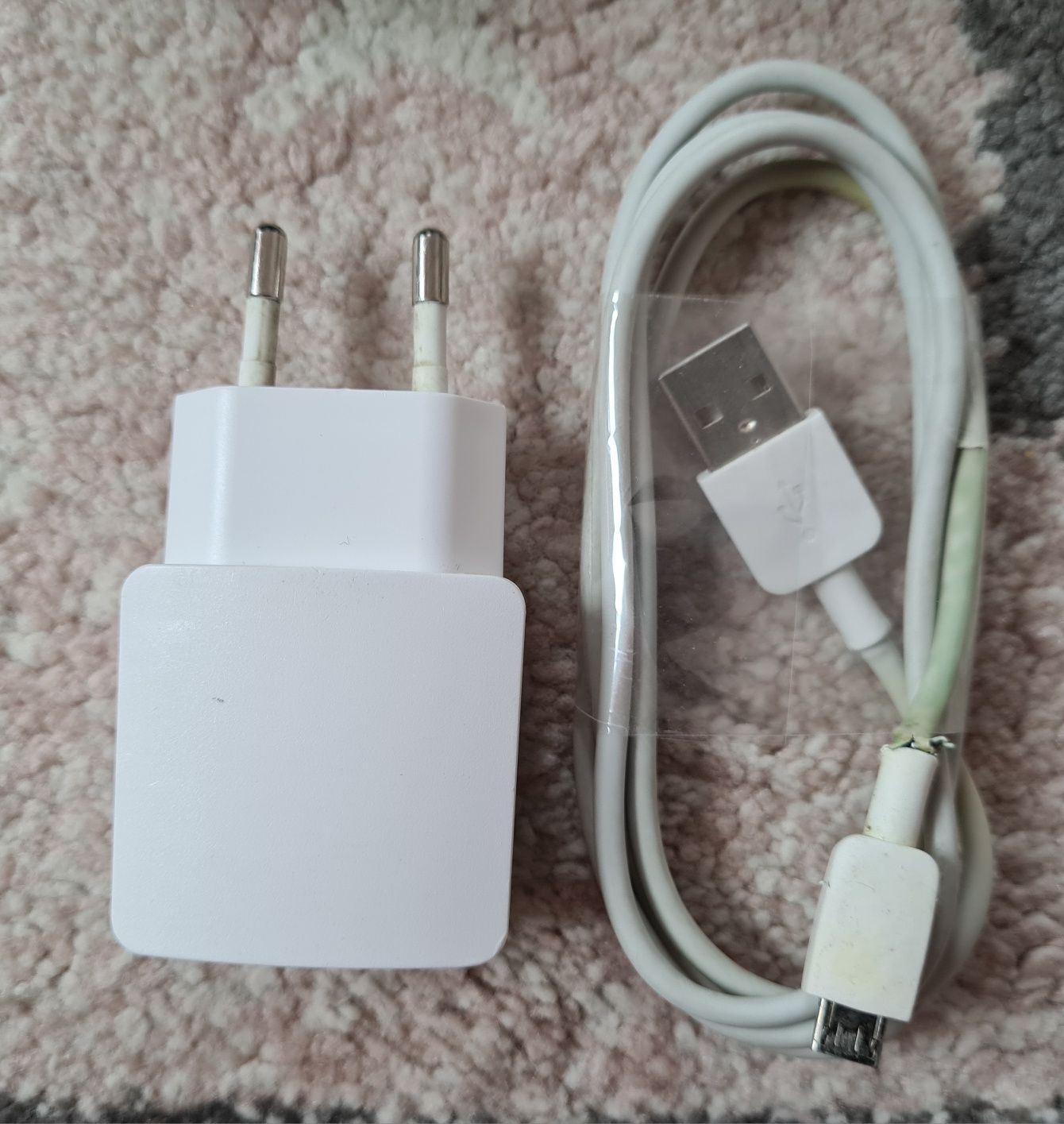 Telefon HUAWEI P8 lite