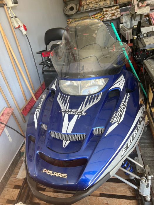 Skuter snieżny POLARIS  EDGE TOURING 550