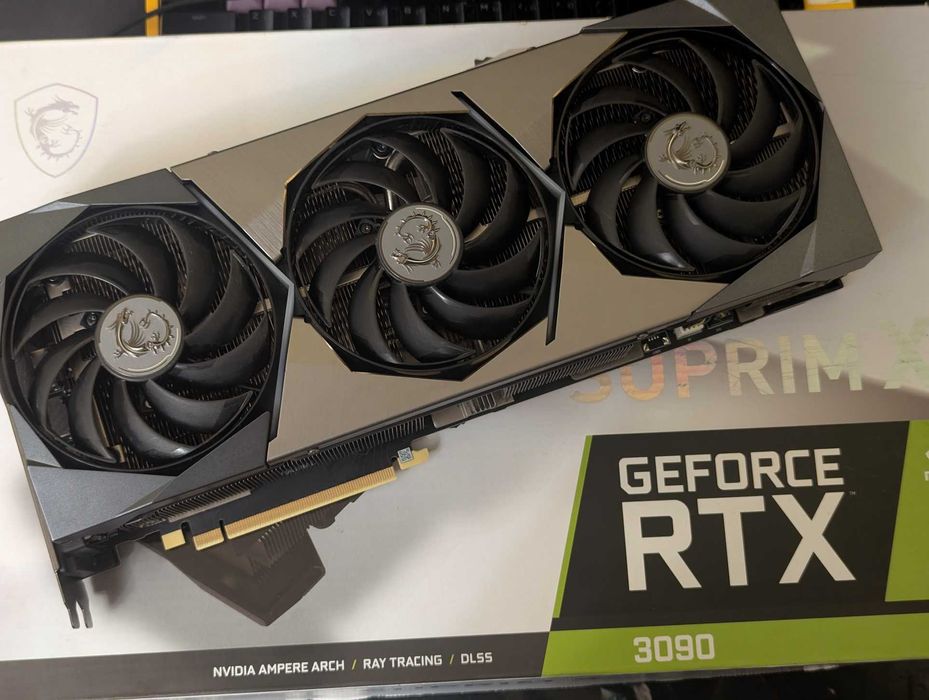 MSI GeForce RTX 3090 SUPRIM X  24GB GDDR6X  384bit )