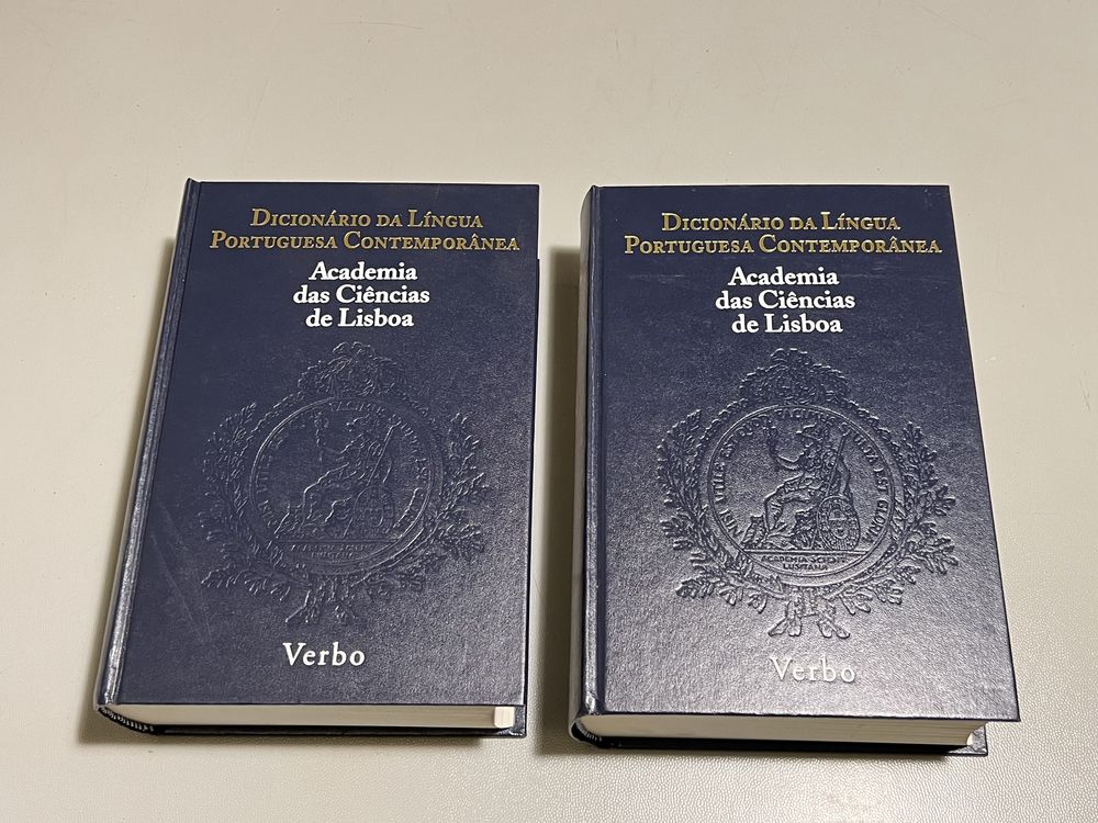 Coleção 2 livros Dicionário da Língua Portuguesa Contemporânea - Academia das Ciências de Lisboa