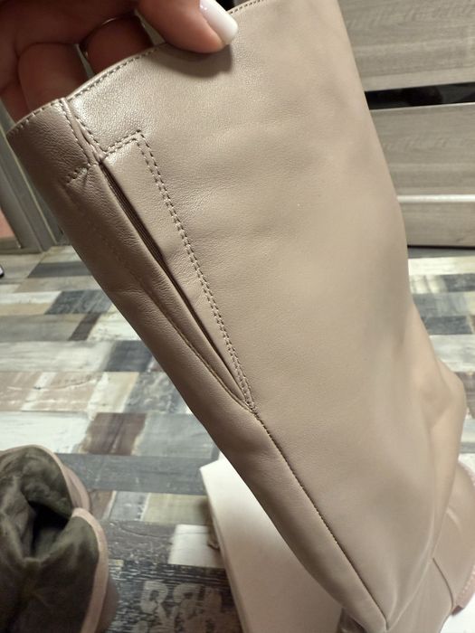 Зимові шкіряні сапоги Estro