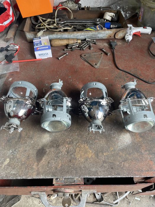 Лінзи оптика Вольво В50