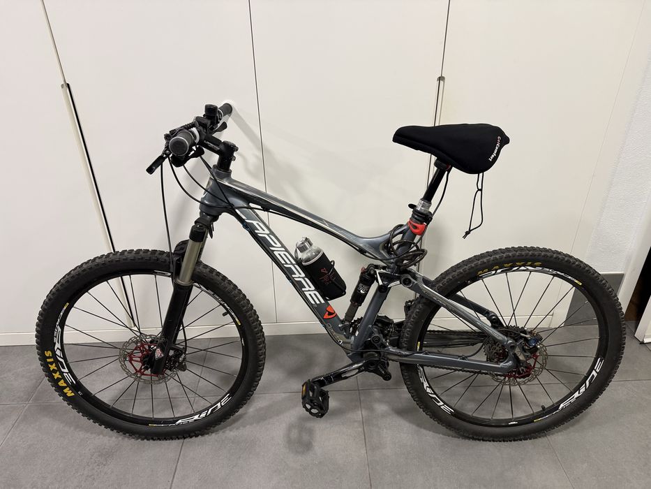 Vendo bicicleta em muito bom estado mutivo da venda não usso