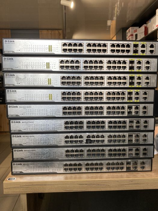 Комутатор D-link Des-1228