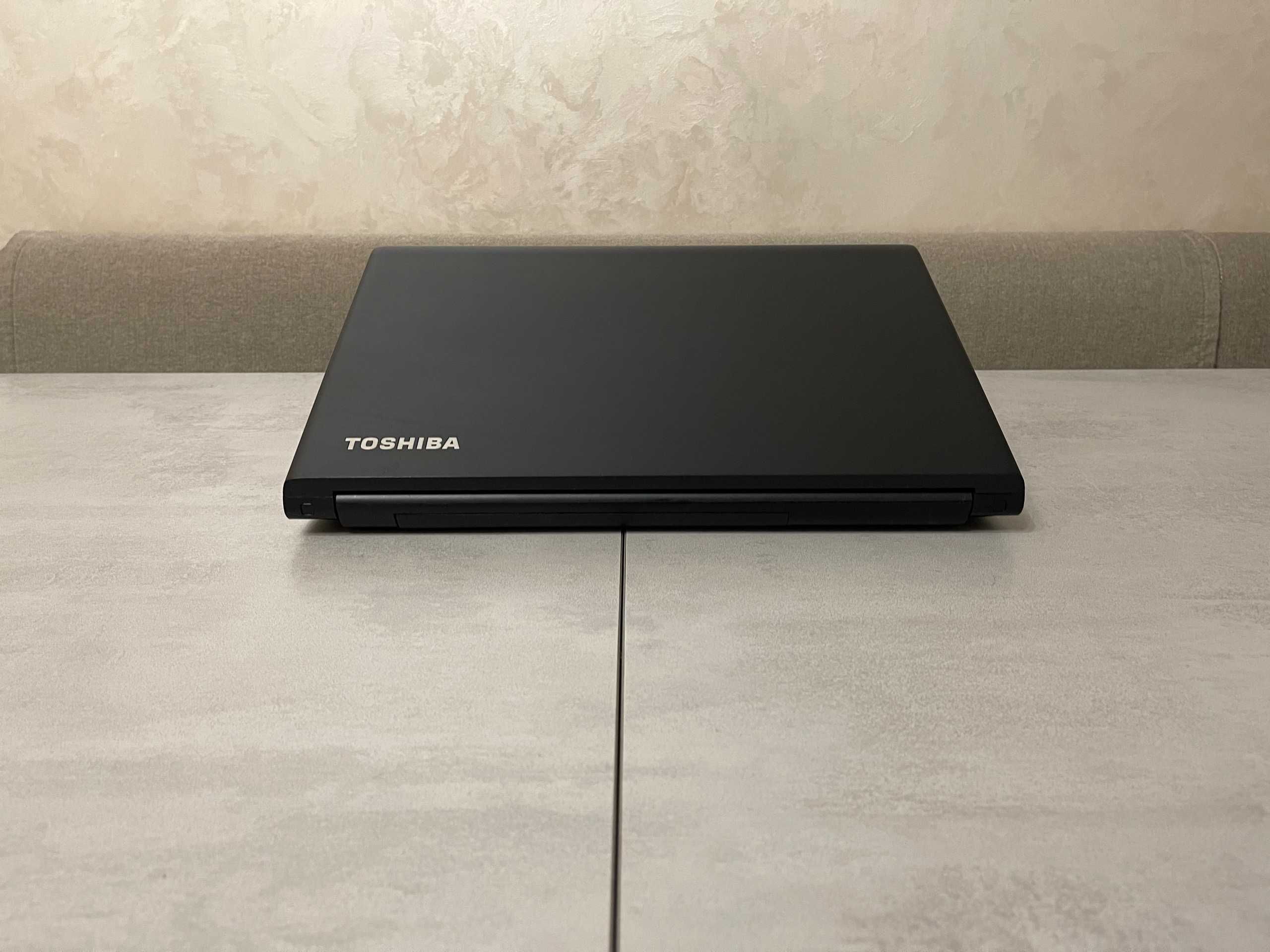 Ноутбук Toshiba Tecra A-50A, 15,6", i3-4000M, 8GB, 120GB SSD. Гарантія