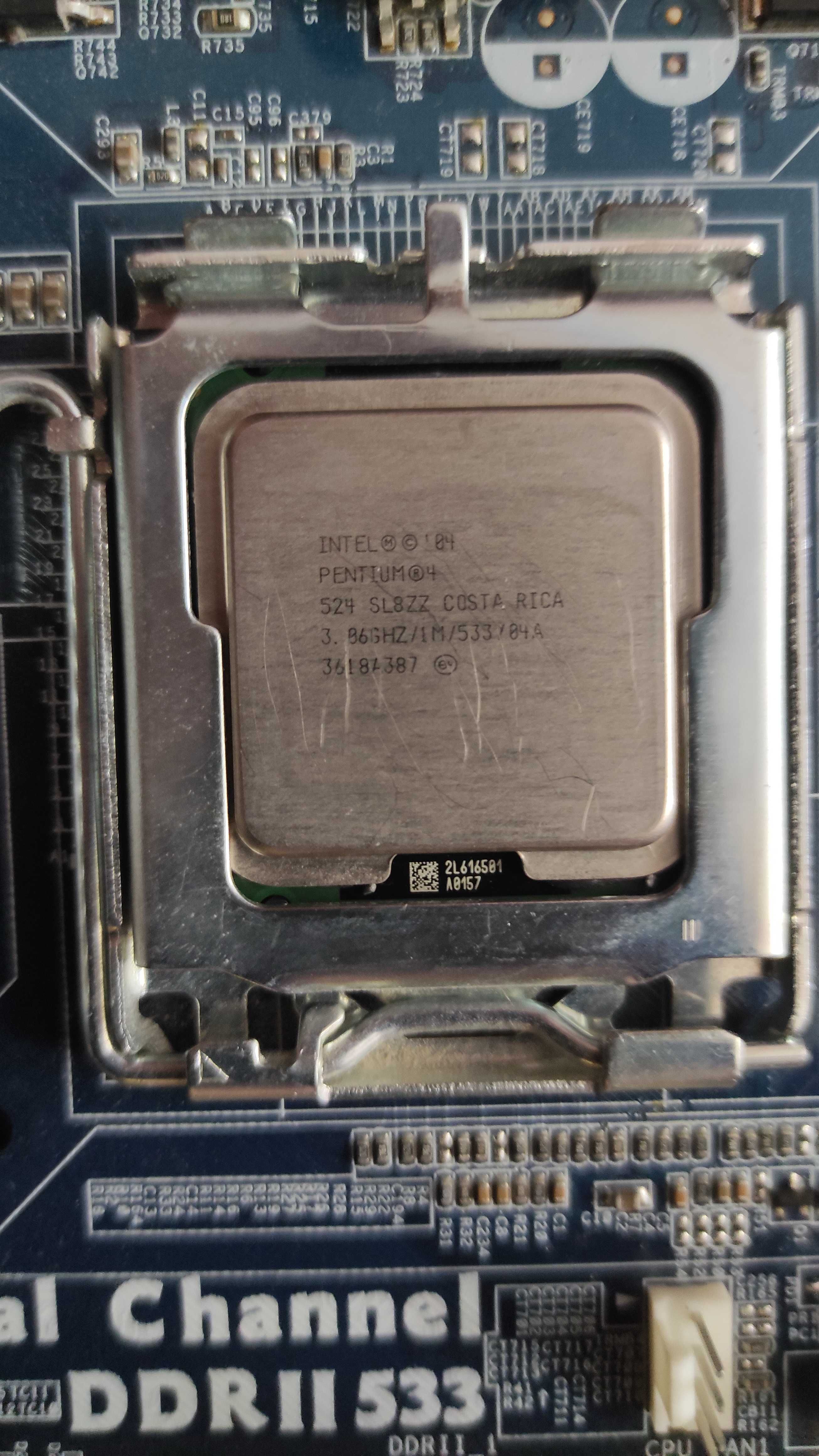 Материнська плата ASRock 775 XFire  + ЦП Intel Pentium 524 + DDR2 2 GB