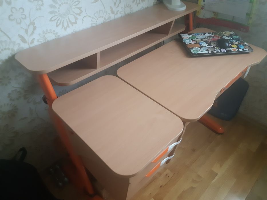 Письмовий стіл б/у