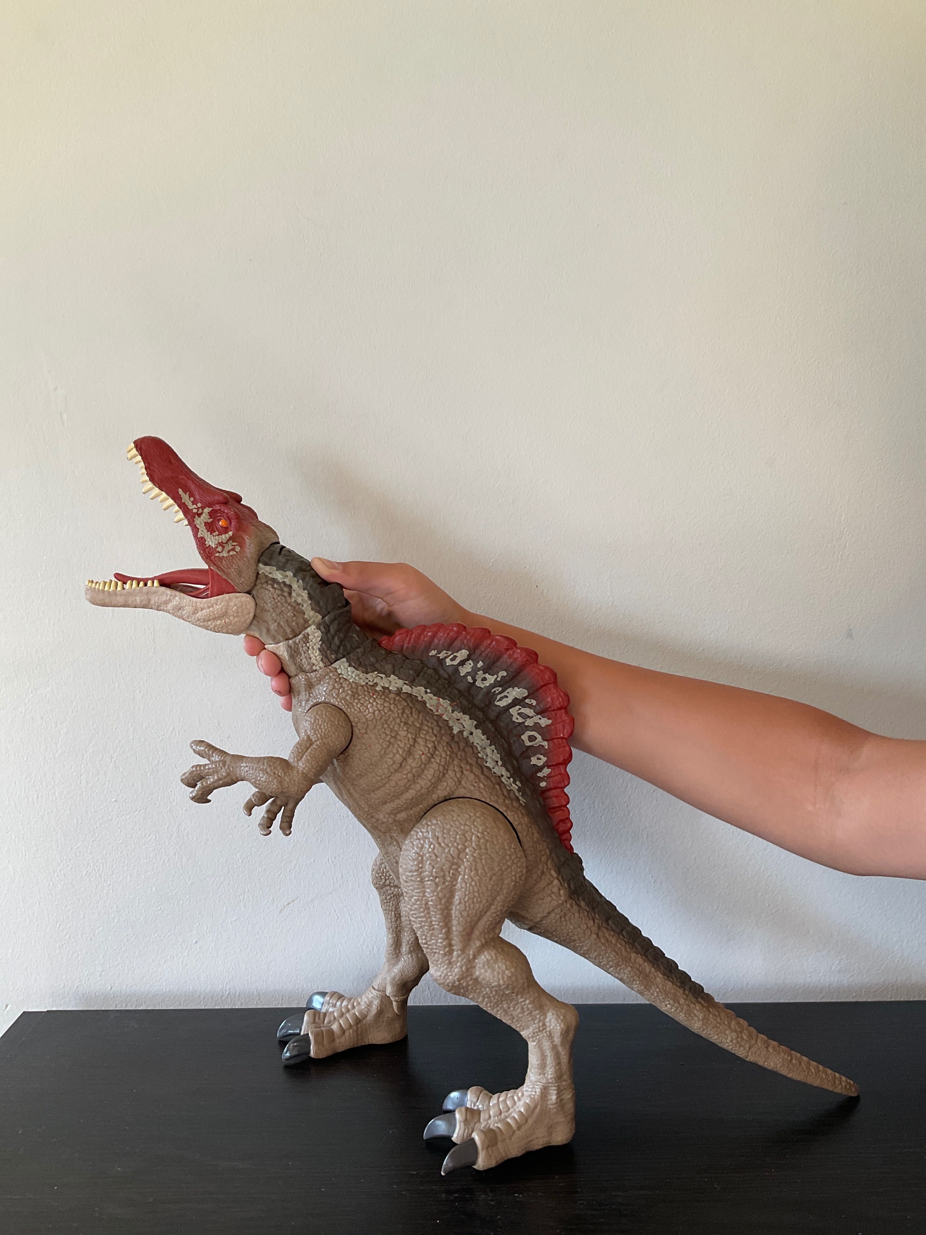Jurassic World, Figurka kolekcjonerska, Spinozaur Mega Gryz