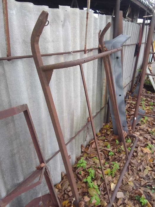 Продам сани для легкового автомобиля