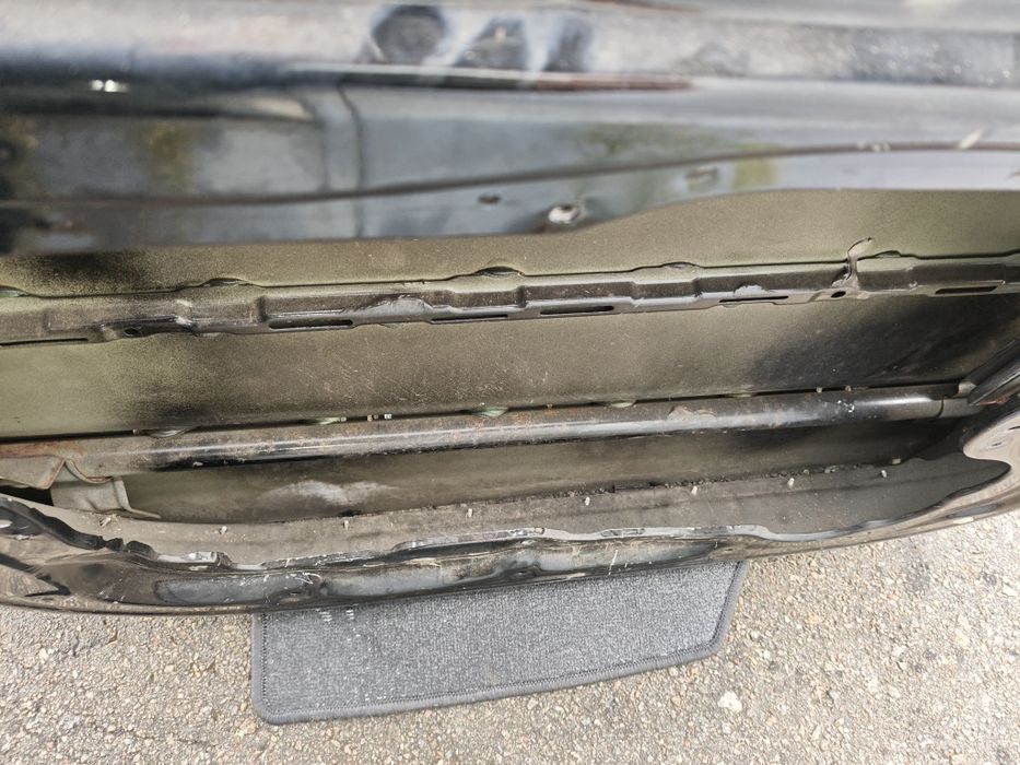 Двері передні ліві Санта фе 2 рестайлінг 2009-2012 рік. Розборка