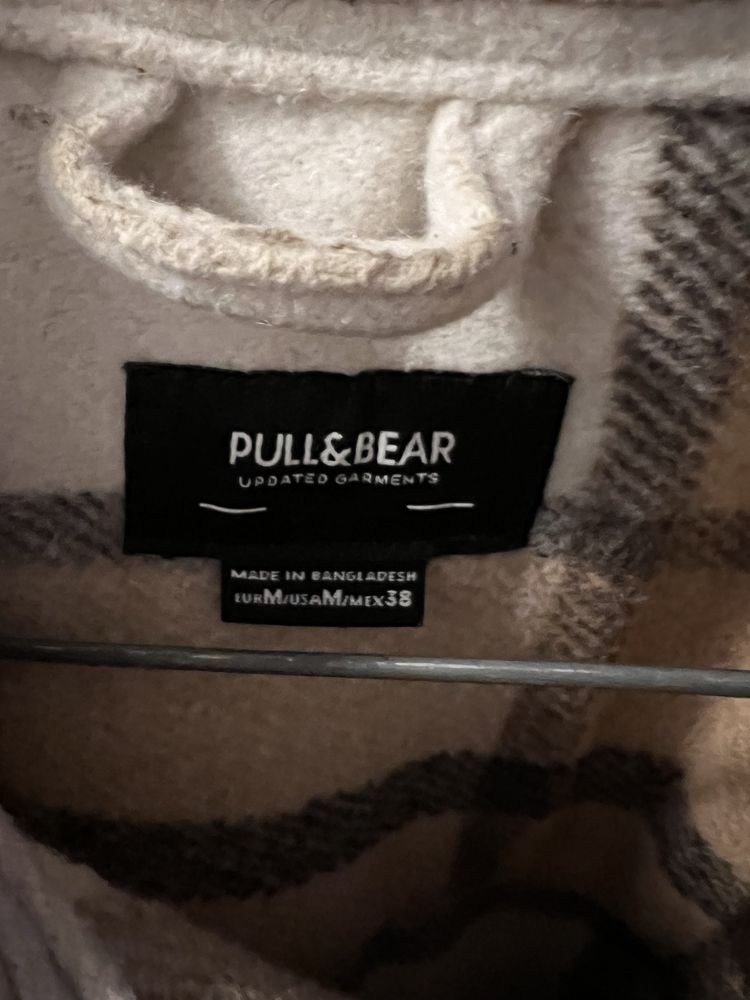 Kurtka wiosenna na guziki (Pull & Bear)