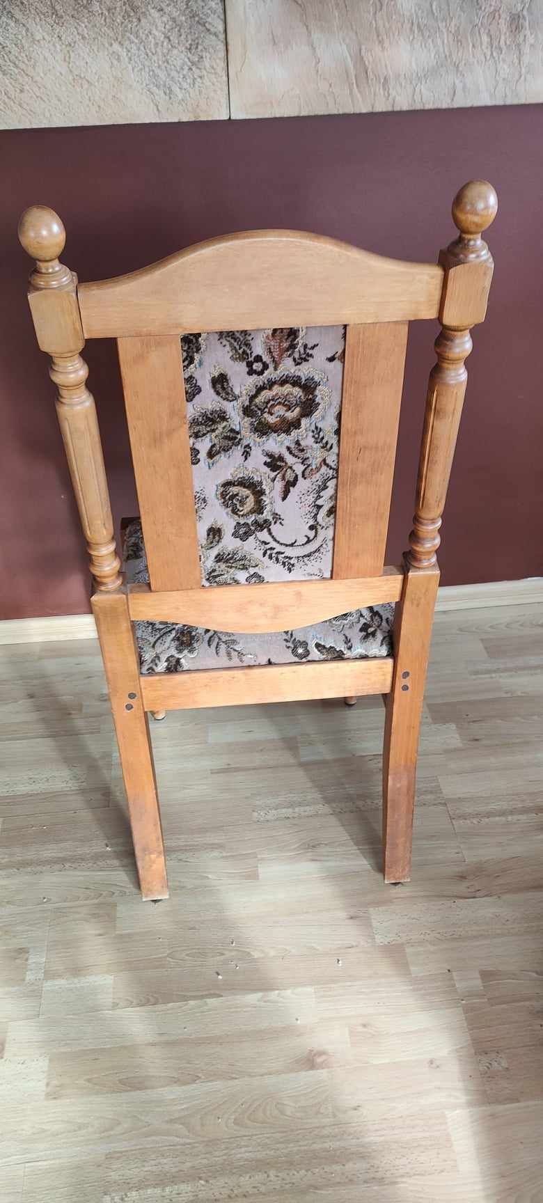 Krzesła 10 sztuk ..