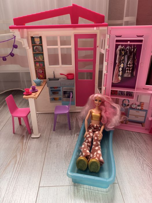 Домік для барбі складний