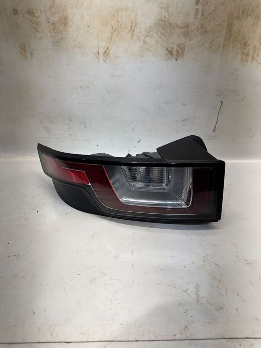 LAND ROVER EVOQUE L538 LEWA TYLNA LAMPA LED