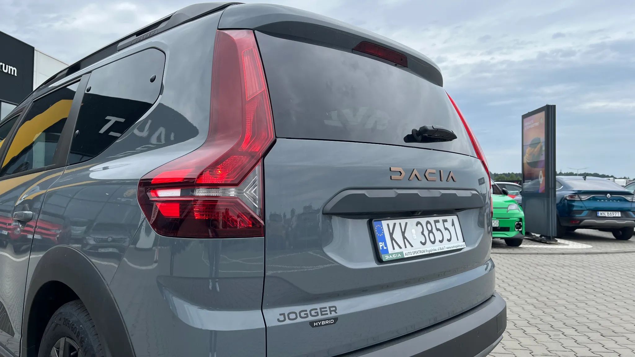 Dacia Jogger Extreme Hybrid 140 7-miejsc / ZYSKUJESZ 10 760 ZŁ - DEMO