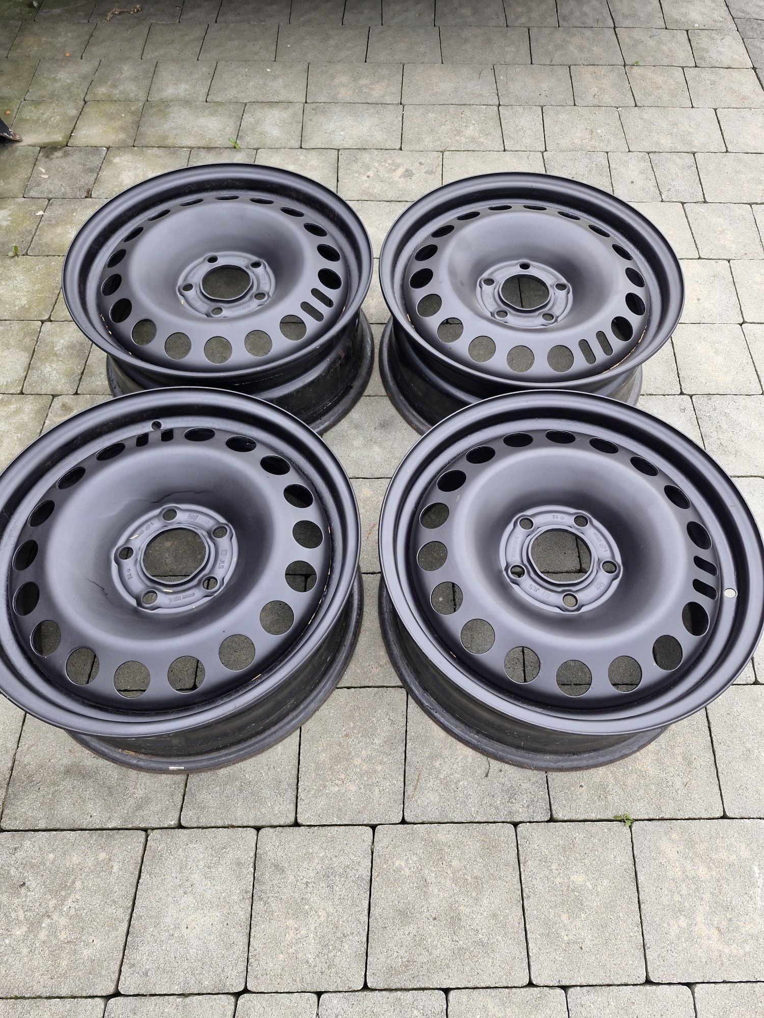 Диски металеві Opel Astra J Insignia Zafira Tourer 6.5J R16 ET41