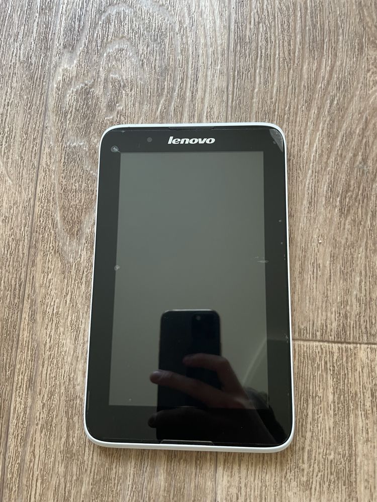 Планшет Lenovo A3300-GV