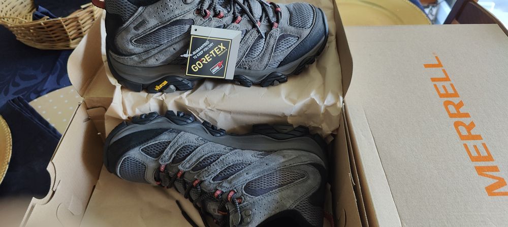 Botas Merrell caminhada moab 3 mid gore-tex 43,5