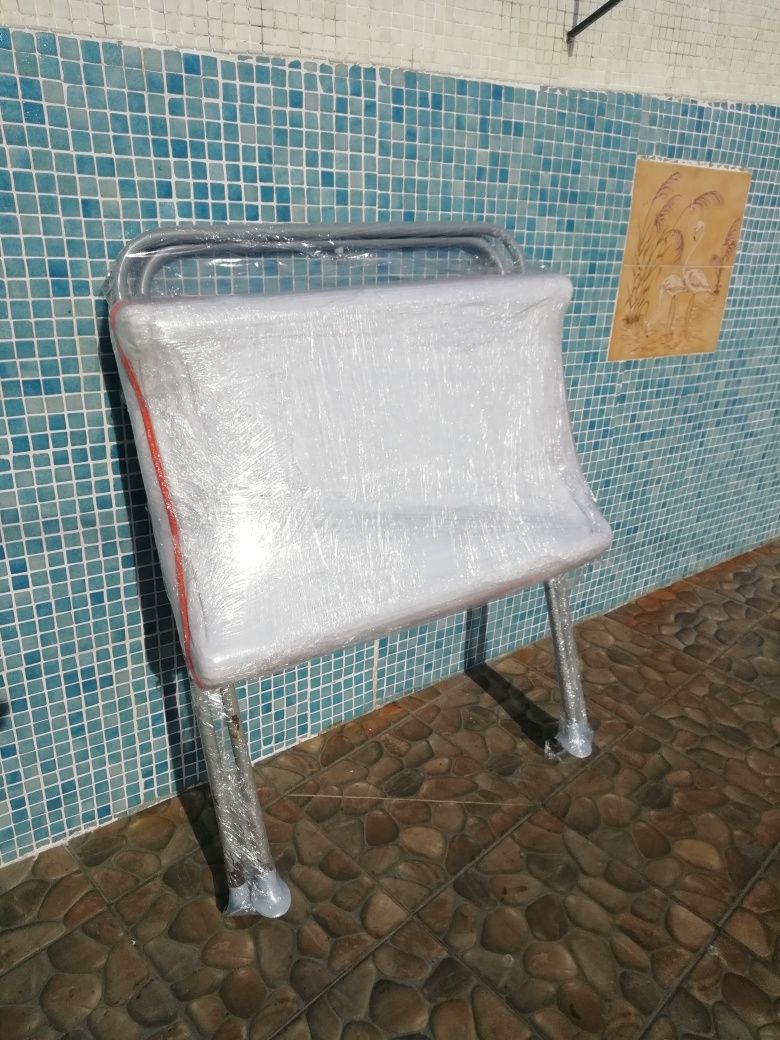 Fraldario   Banheira e Cadeira de Mesa