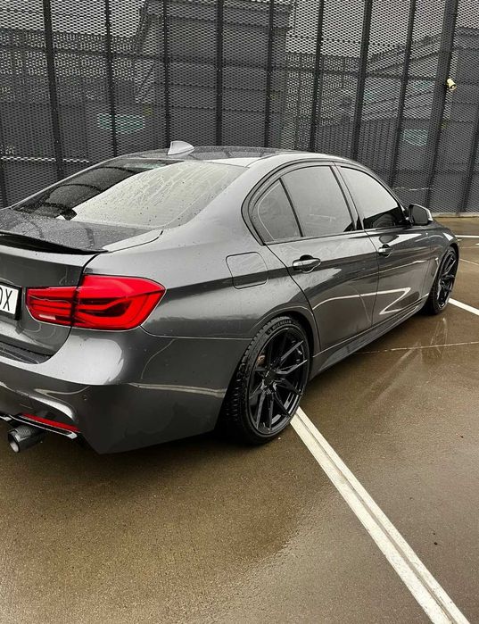 BMW F30 3-Series 340i