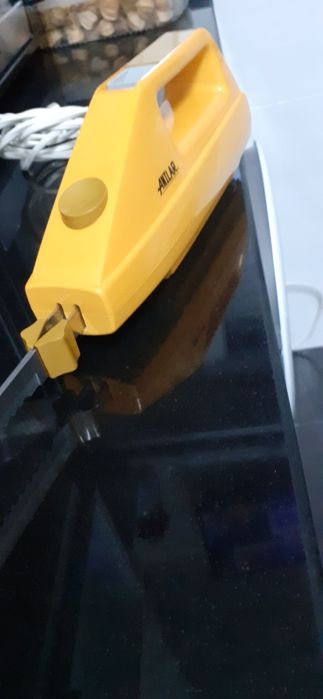 Máquina  para  cortar  carne