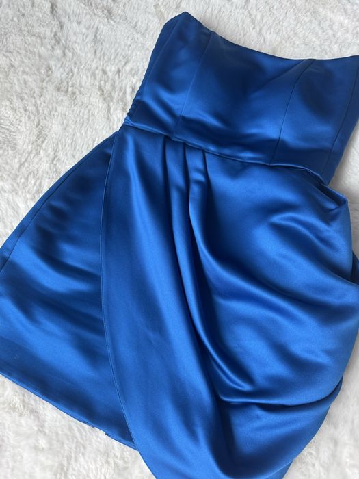 Сукня синя атласна з шлейфом Balykina XS оригінал