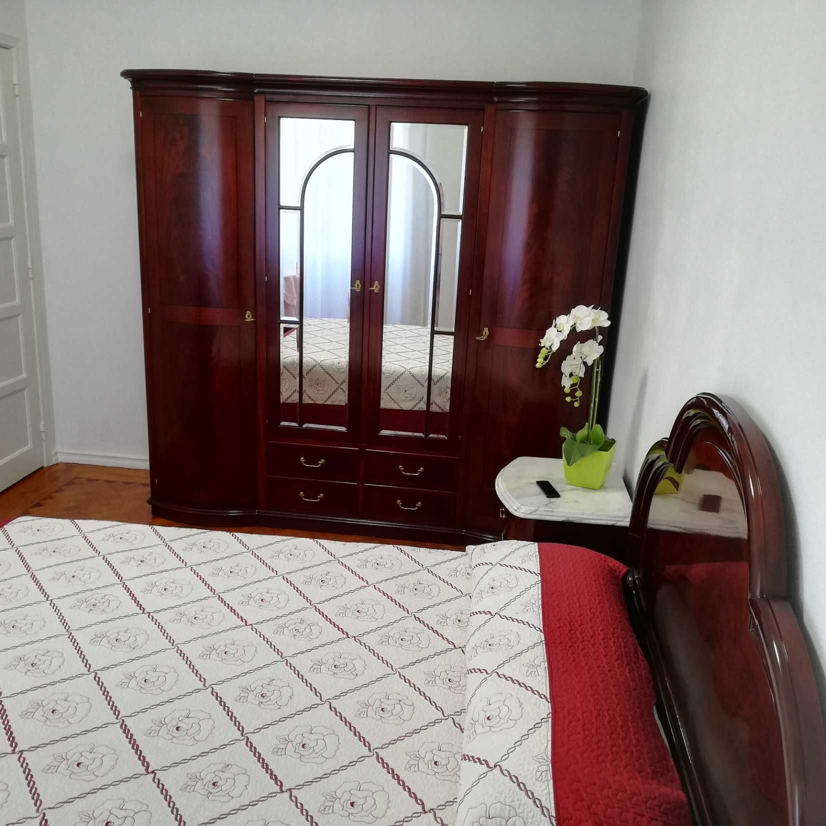 Mobília de quarto de Casal em ótimo estado de conservação.