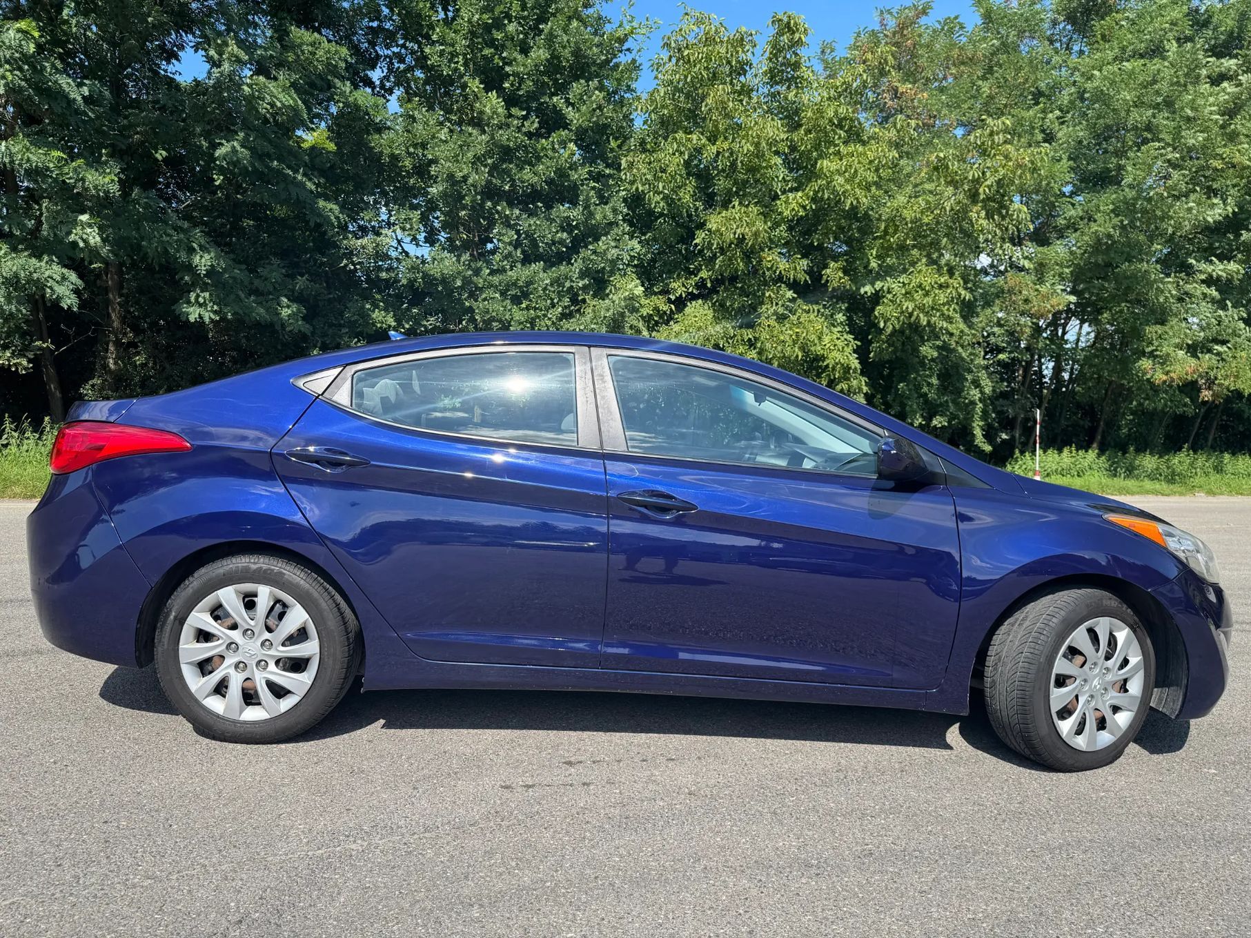 Hyundai Elantra Hyundai Elantra 2013r. 1.8 benzyna, automat niski przebieg