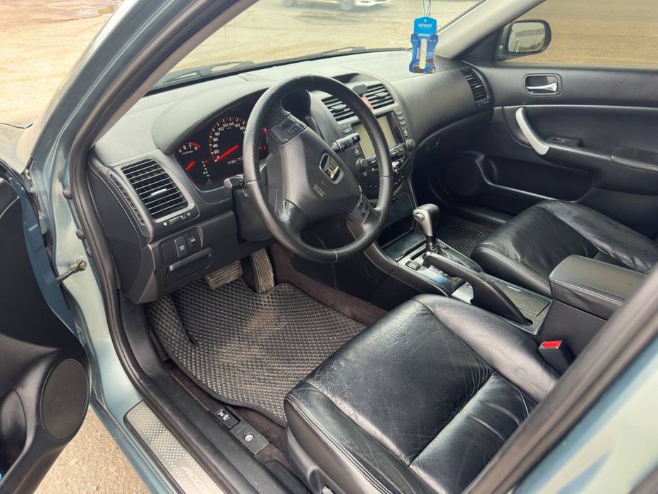 Срочно Хонда Аккорд, состояние отличное