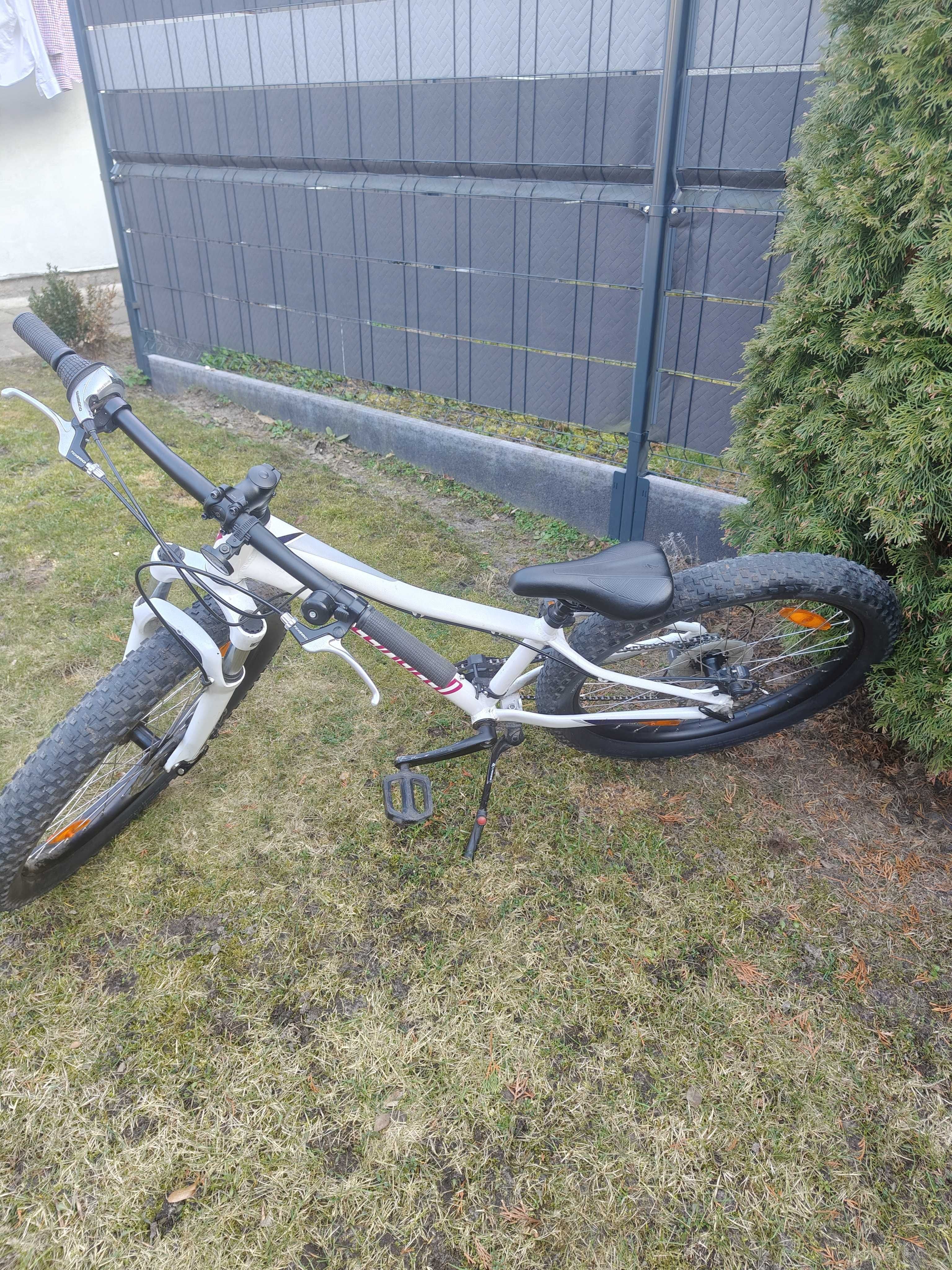 Rower dziecięcy Specialized RIPROCK 24x2.8 - bardzo stabilny