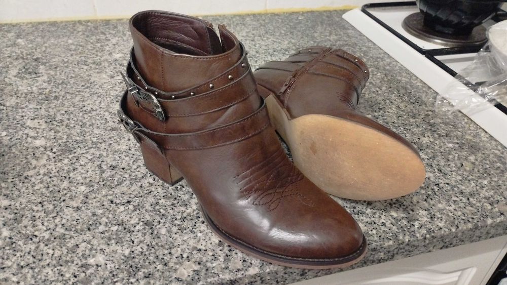 Botas novas de qualidade