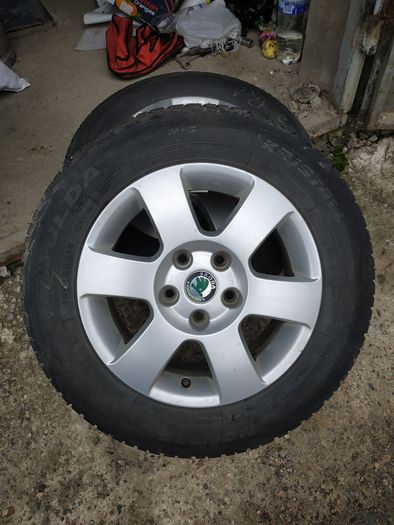 Колеса Skoda Octavia A5 диски 5x112 r15 зимняя резина 195 65 15 Fulda