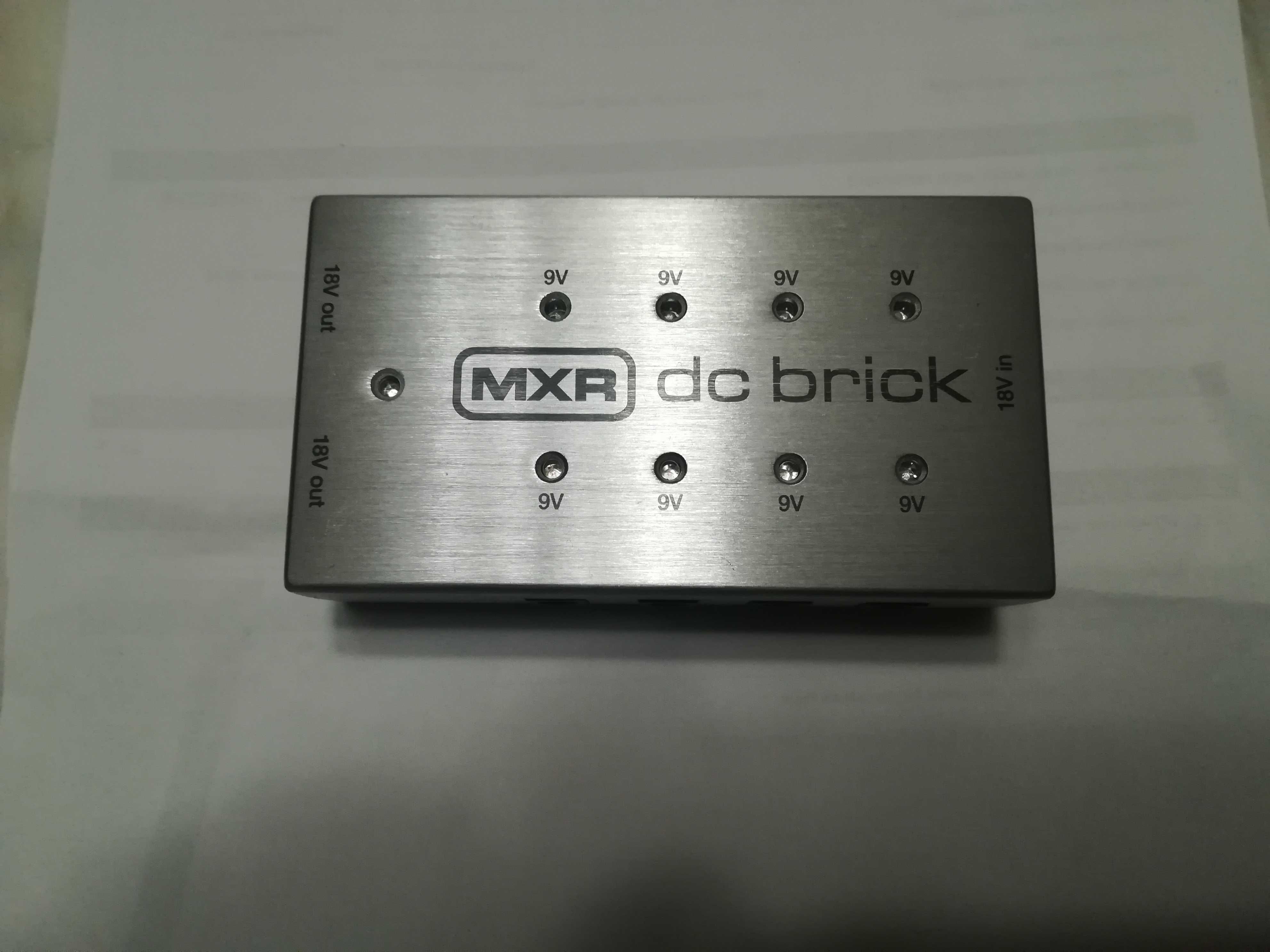 MXR DC Brick M 237 - Fonte de Alimentação Pedais