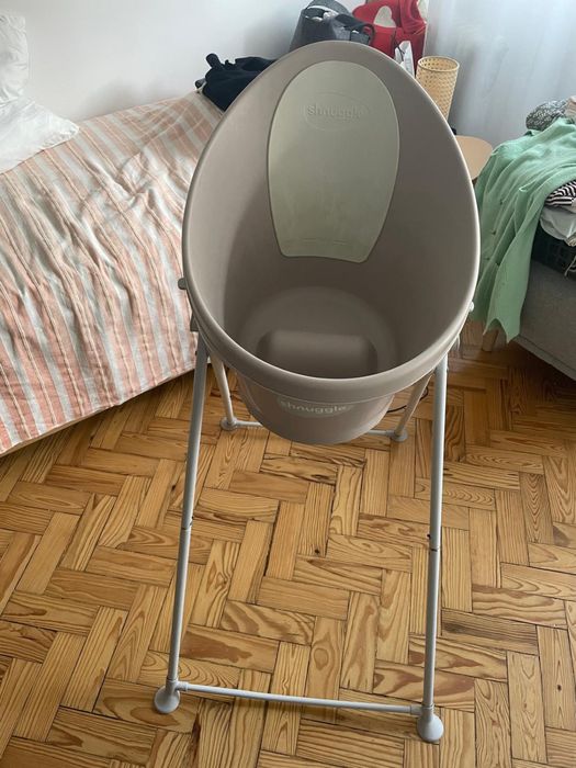 Banheira Shnuggle com suporte