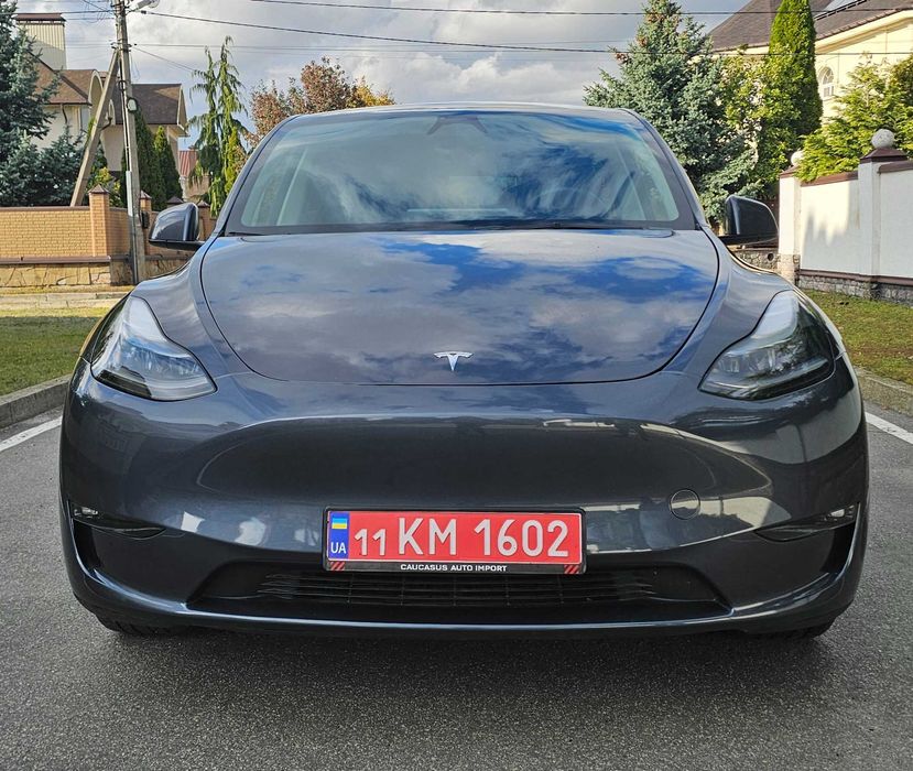 Tesla Model Y 2023 Long Range Dual Motor