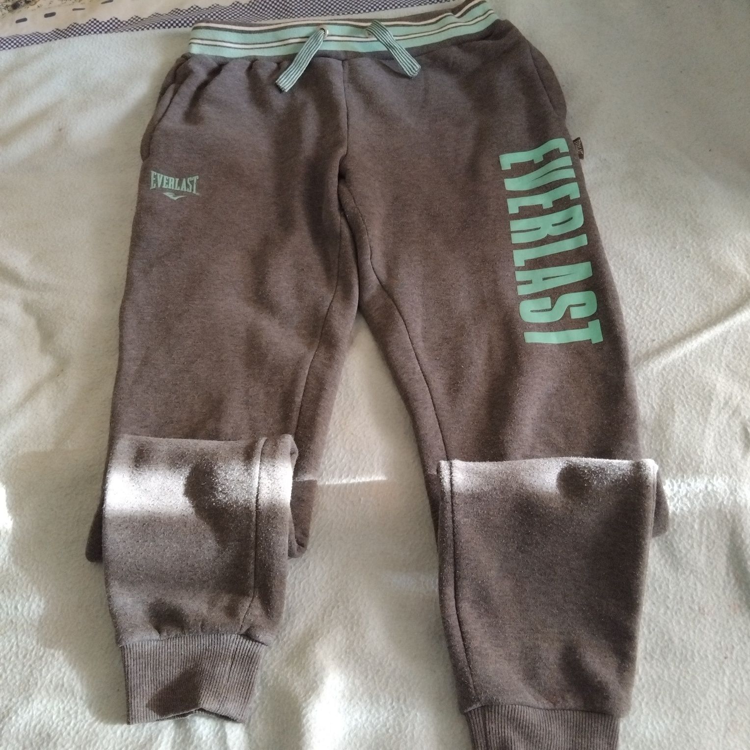 Продам женские брюки,