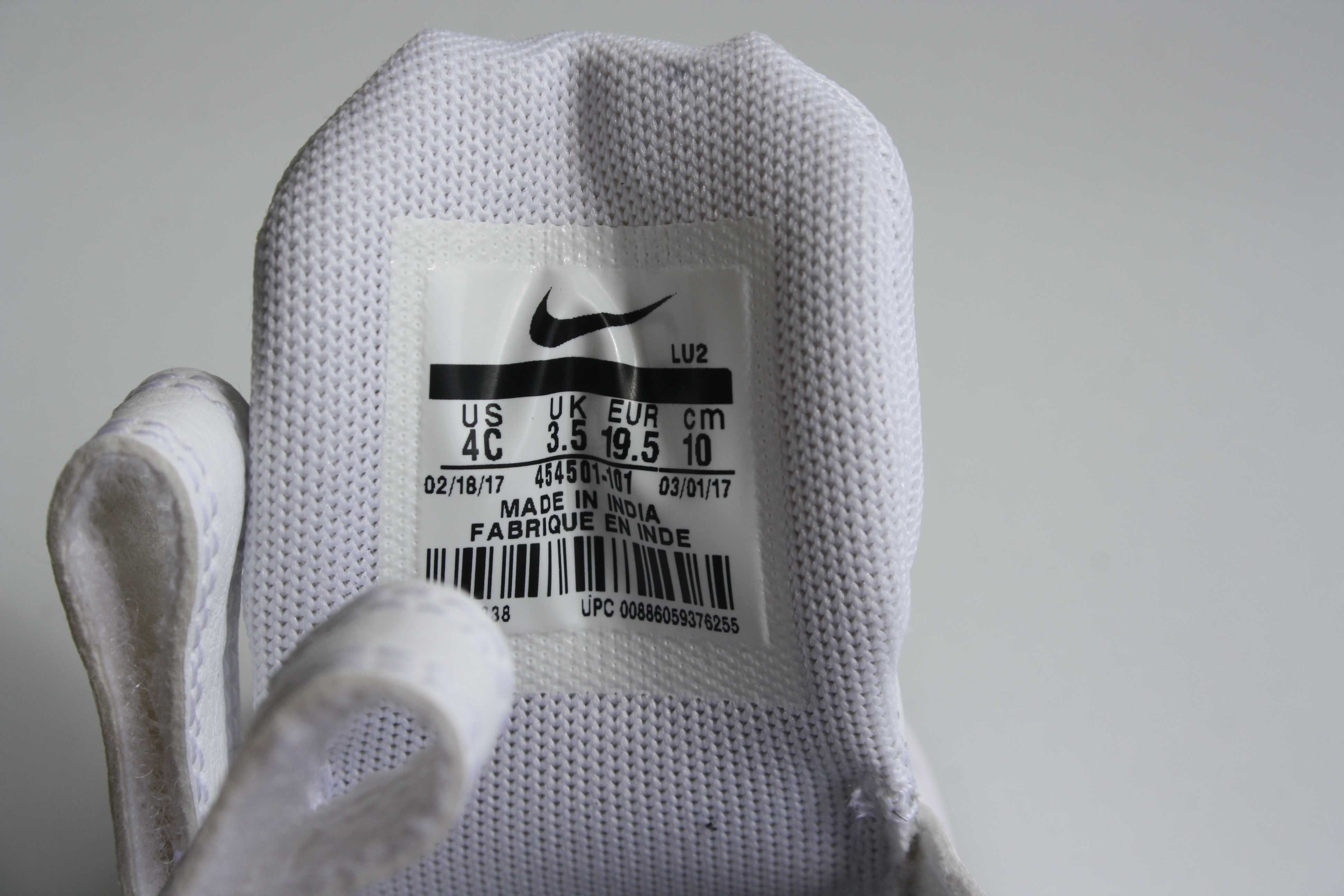 Шкіряні кросівки Nike 19.5 розмір нові