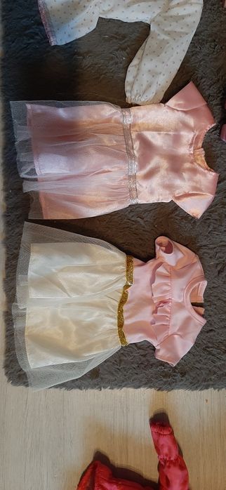 Polecam duży zestaw lalek, ubranka, domek-sklep-przebieralnia